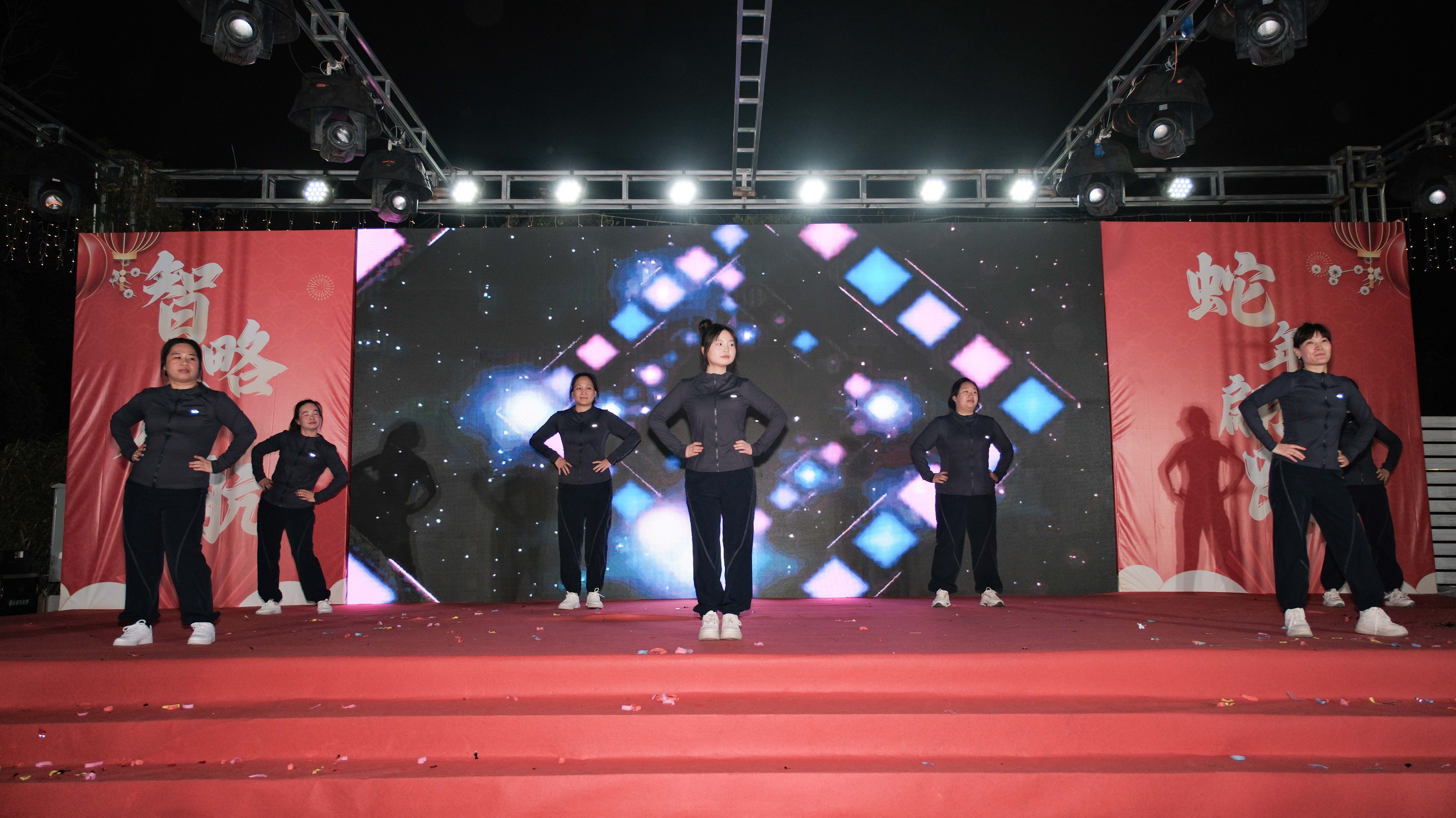 久信達科技2024年年會圓滿落幕：感恩同行，共創(chuàng)環(huán)保新未來，乘風破浪，夢想起航(圖10)