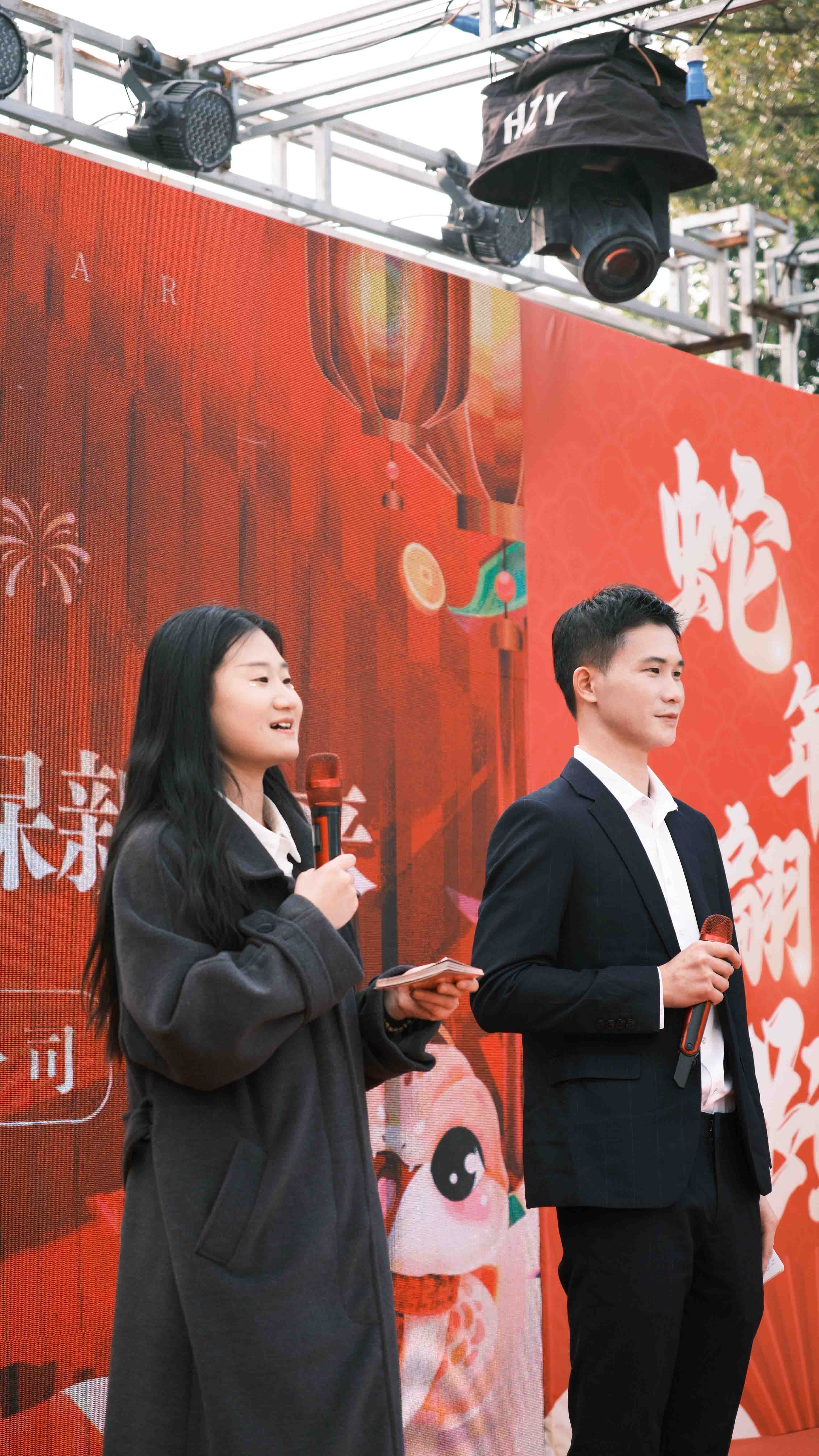 久信達科技2024年年會圓滿落幕：感恩同行，共創(chuàng)環(huán)保新未來，乘風破浪，夢想起航(圖4)